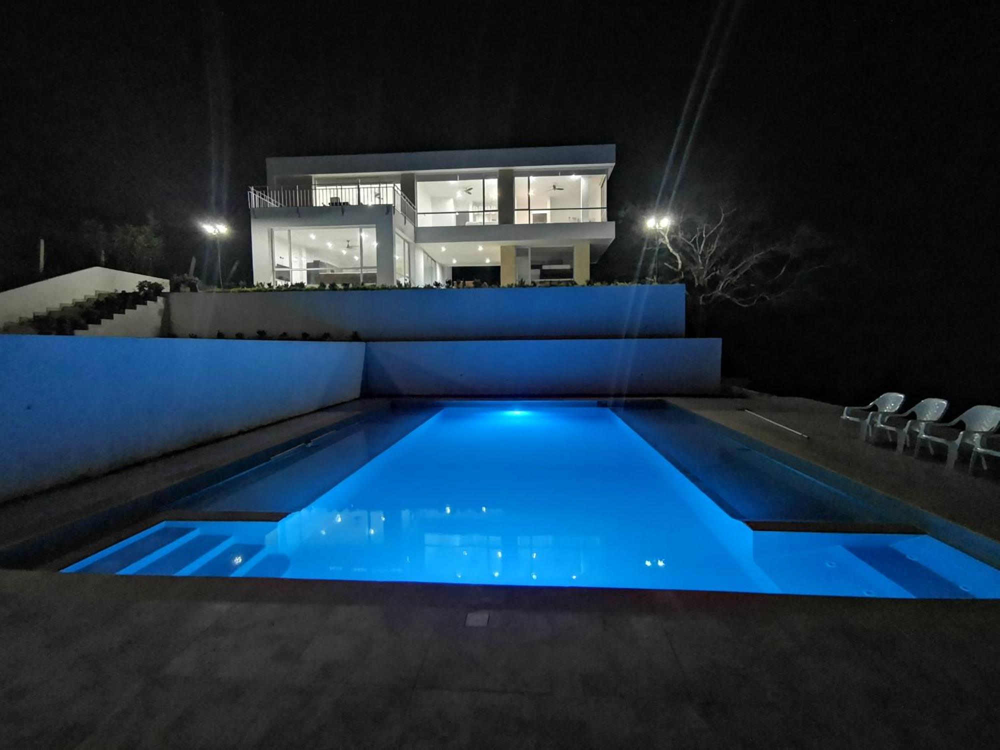 Montecarlo Club Country house
