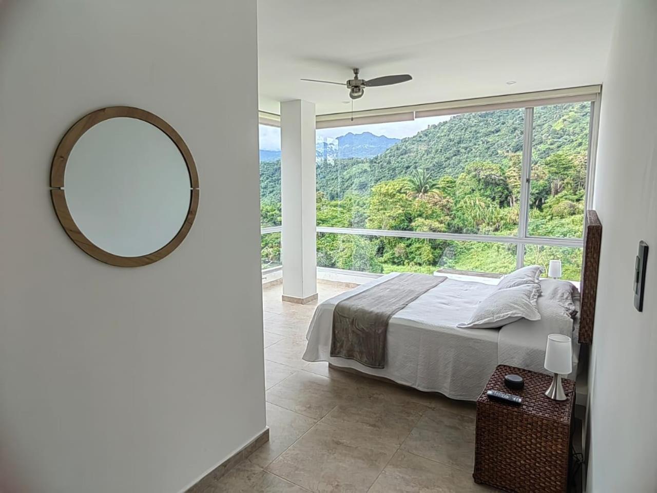 Montecarlo Club Country house *
